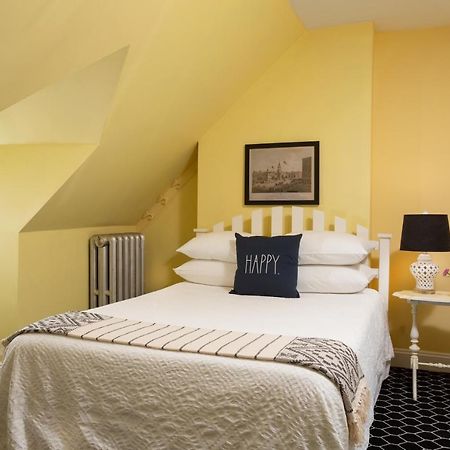 Cornerstone Bed & Breakfast Филадельфия Экстерьер фото